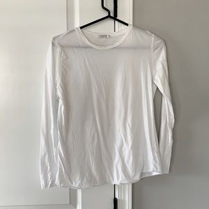 Vici small white t-shirt